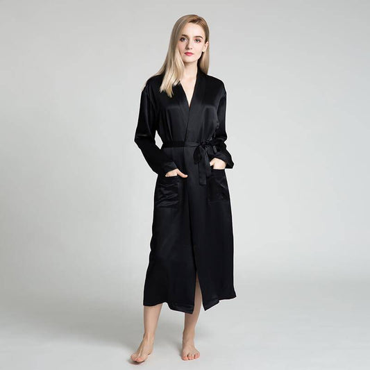 Advantage and Benefits of Women Silk Robes - slipintosoft