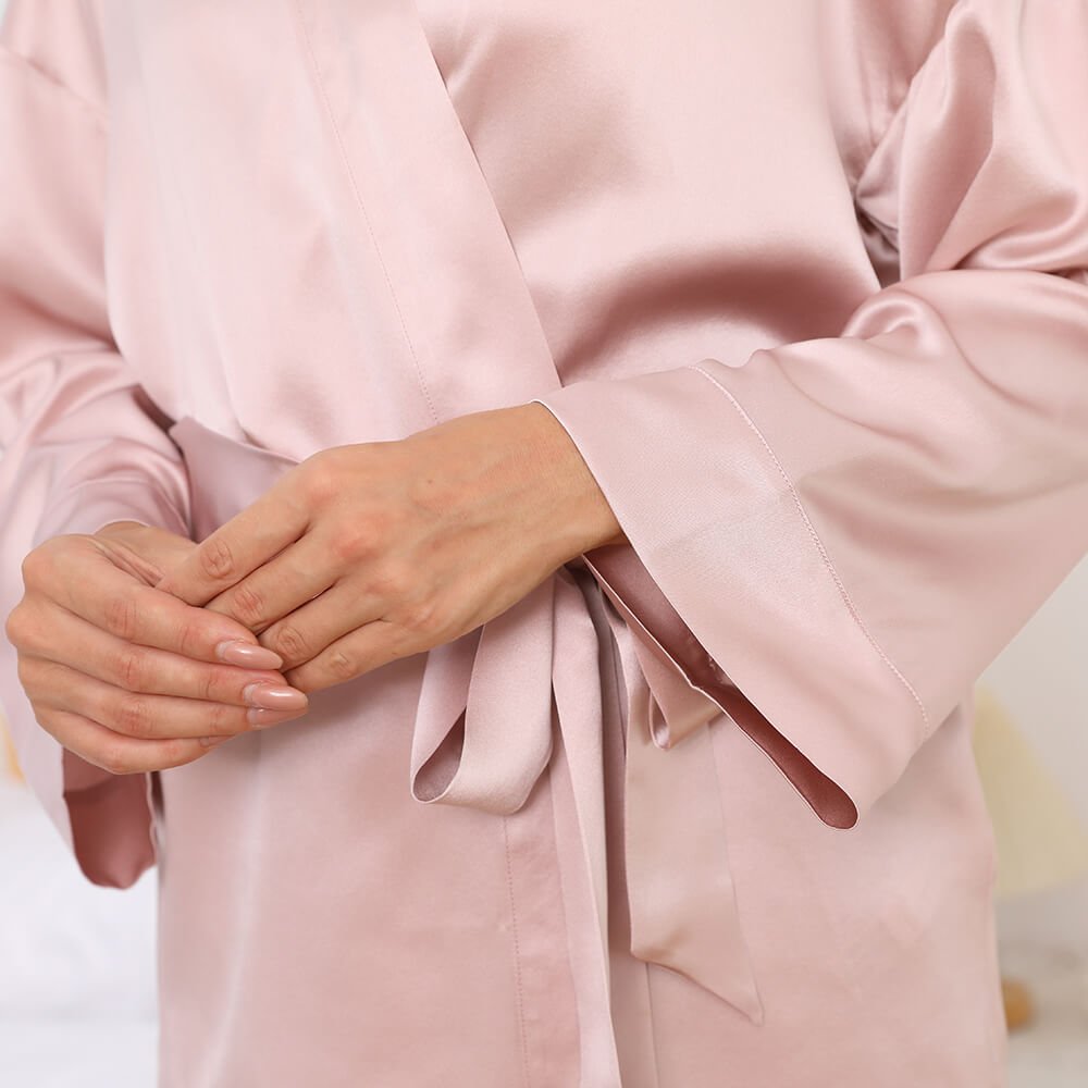 Women's Pure Silk Robe And Pajama Set With Pockets