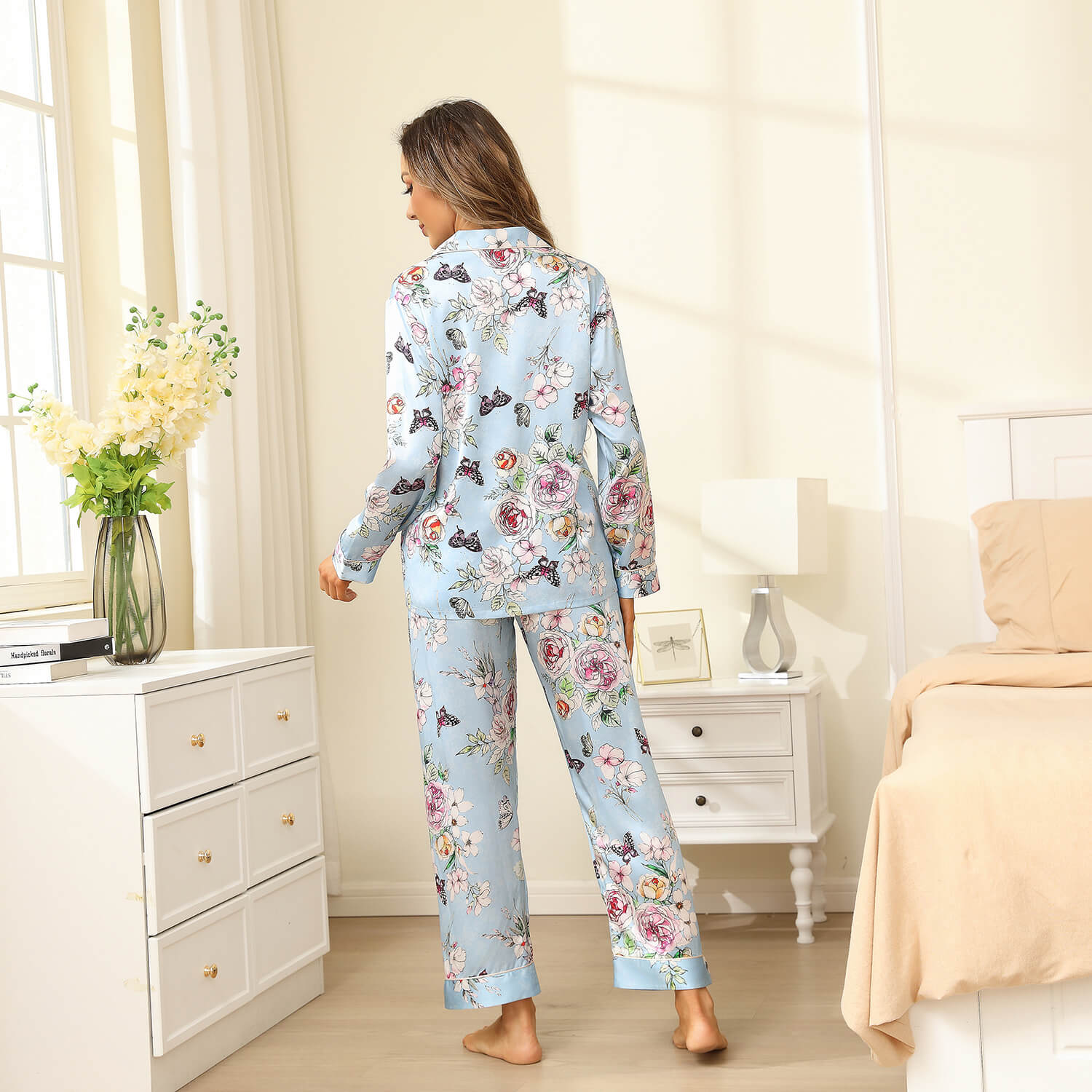 Luxury Mulberry Silk Ladies Pajamas Set Long Butterfly Print Silk Pajamas For Women - slipintosoft